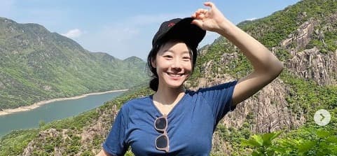 Lee Si-won photo 2
